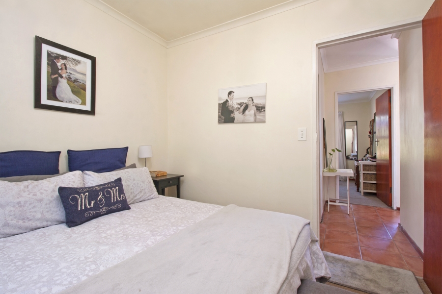 2 Bedroom Property for Sale in Milkwood Park Western Cape